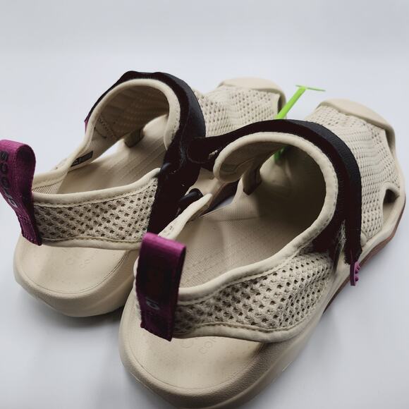 Men’s Size 10 Crocs Deck Sandal Swiftwater Mesh Upper Lightweight Beige 211095 main image 2